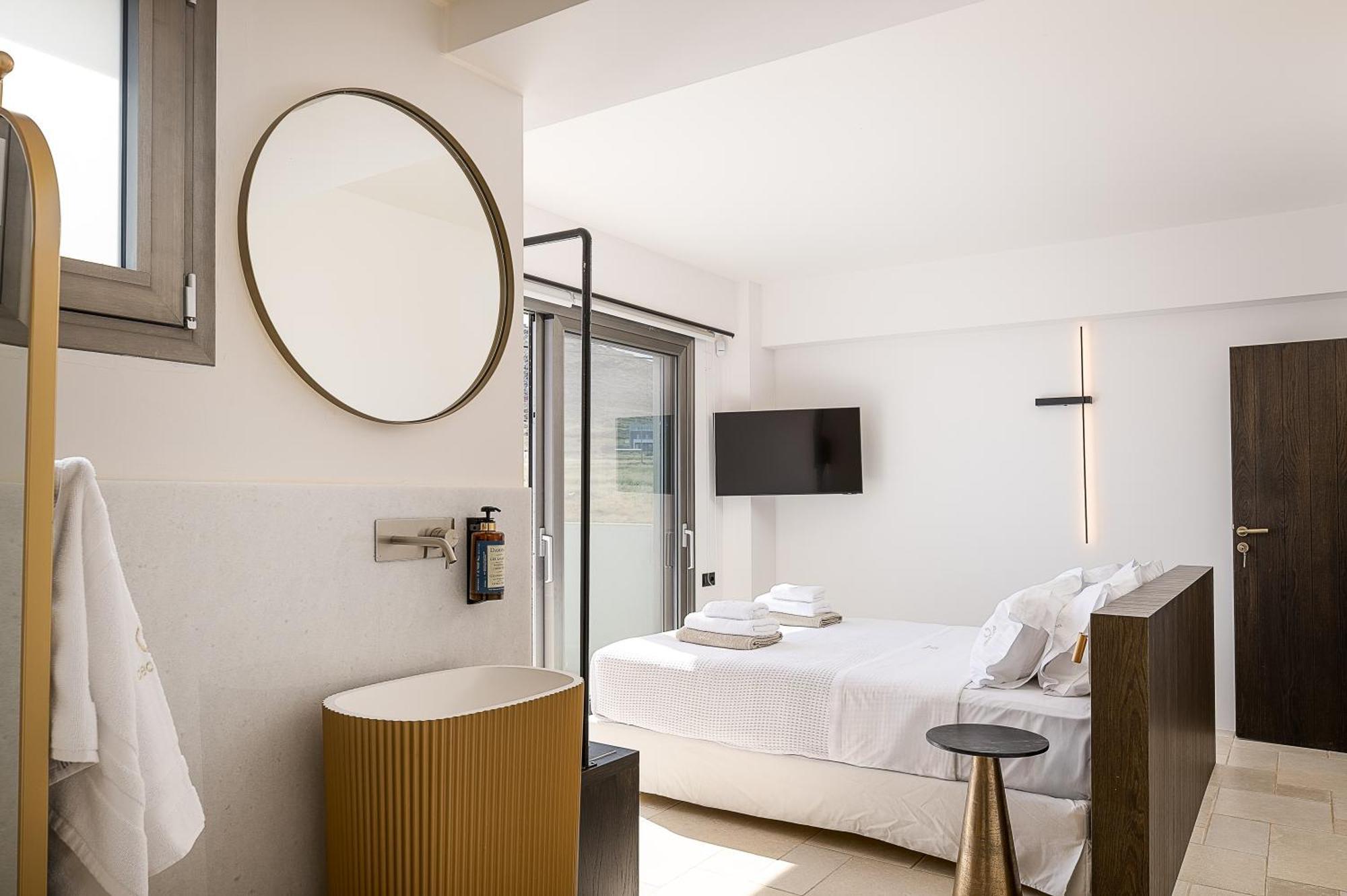 Dea Luna Villas, Heated Pool & 5star Access, By Thinkvilla * Panormos (Crete)