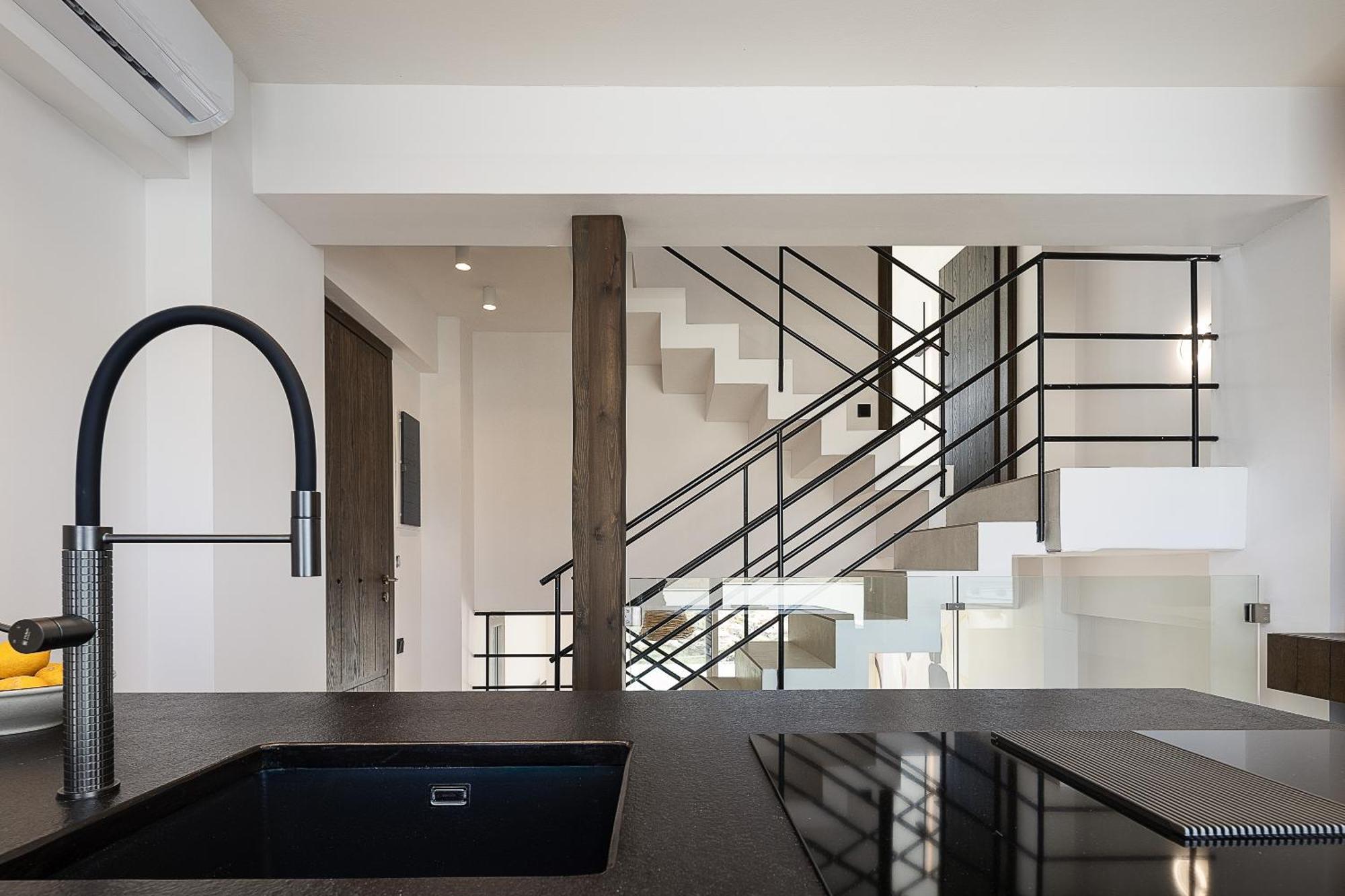 Villa Dea Luna Villas, Heated Pool & 5star Access, By Thinkvilla