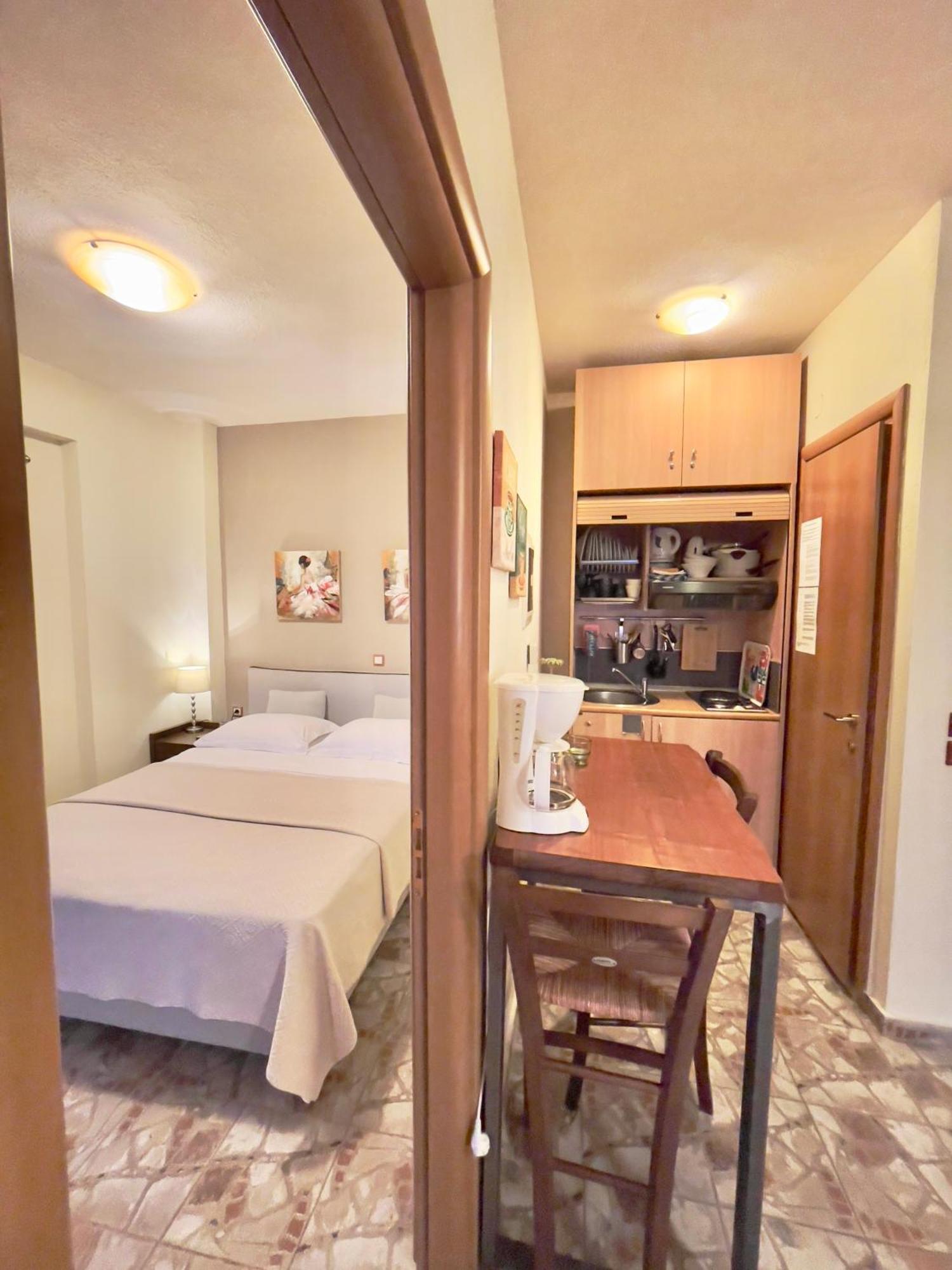 Palamidi Aparthotel