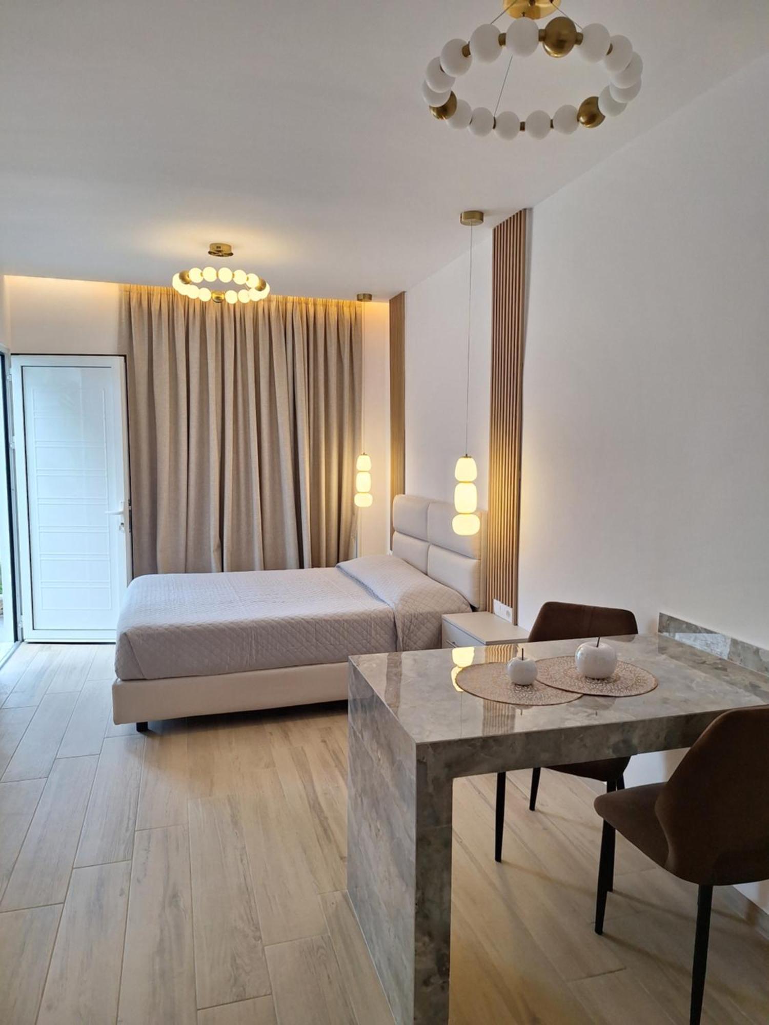 Pounedes Luxury * Pefki (Rhodes)