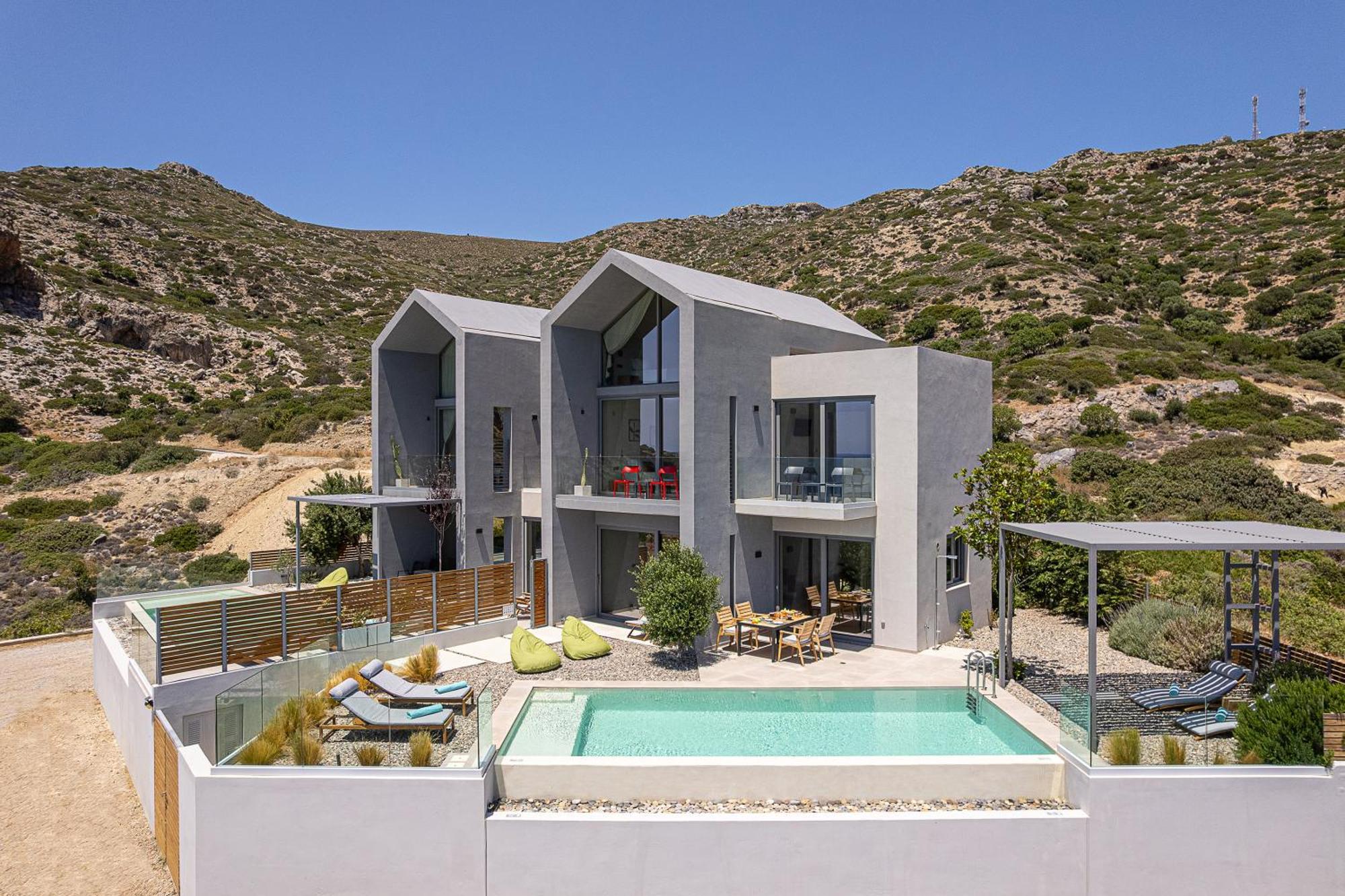 Krystallon Villa