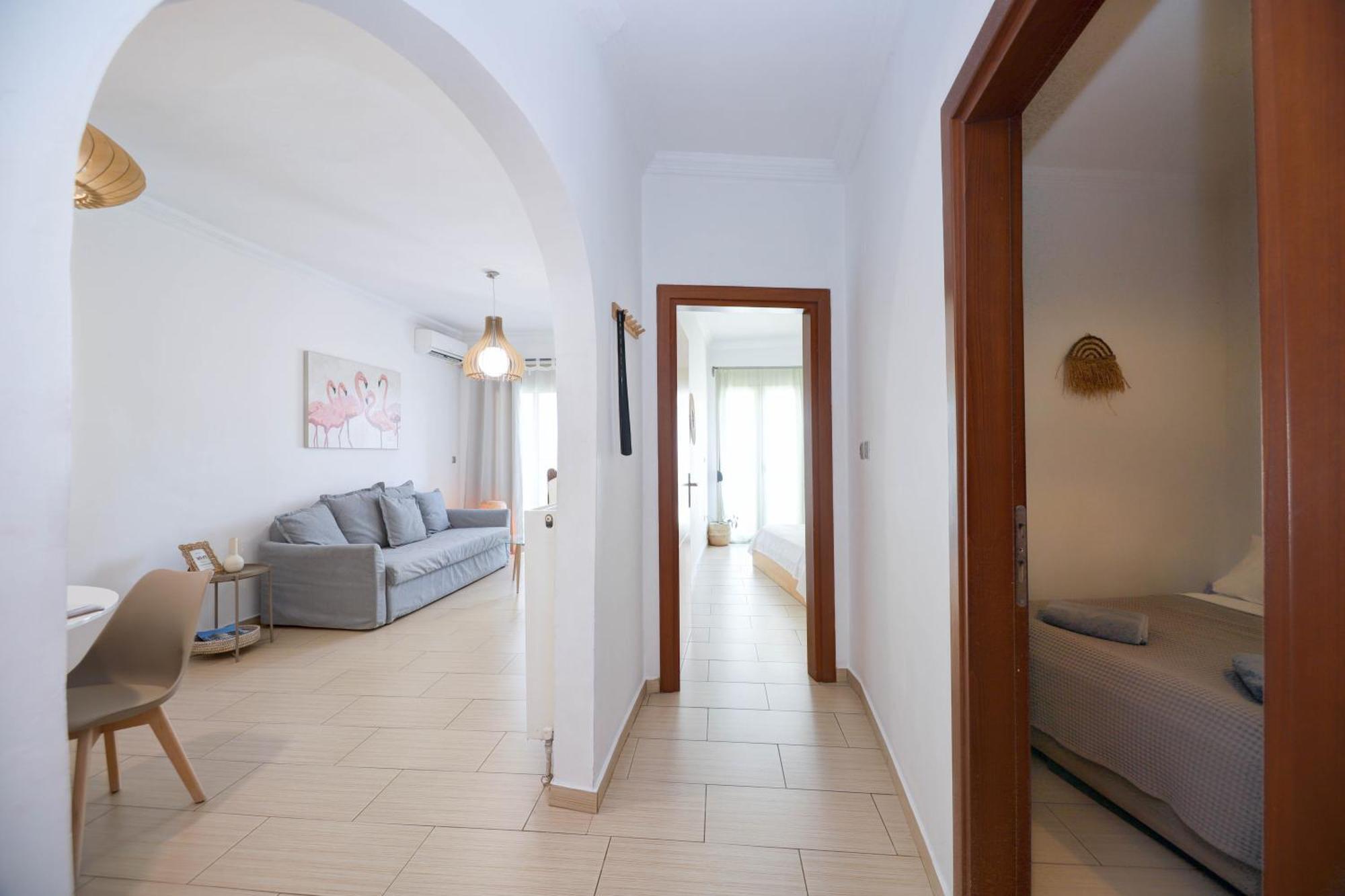 Traveler 85m2 Private Parking Next To Center * Thessaloniki