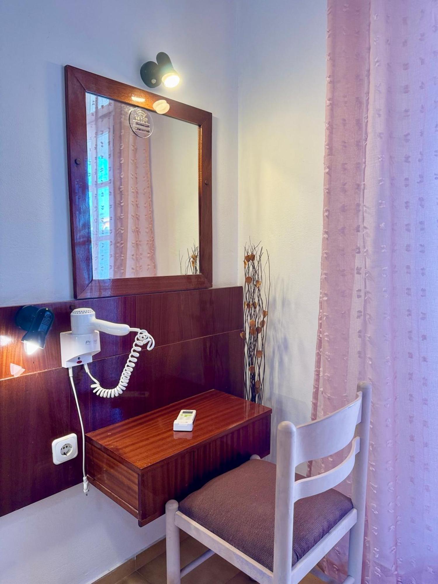 Aparthotel Dionysos