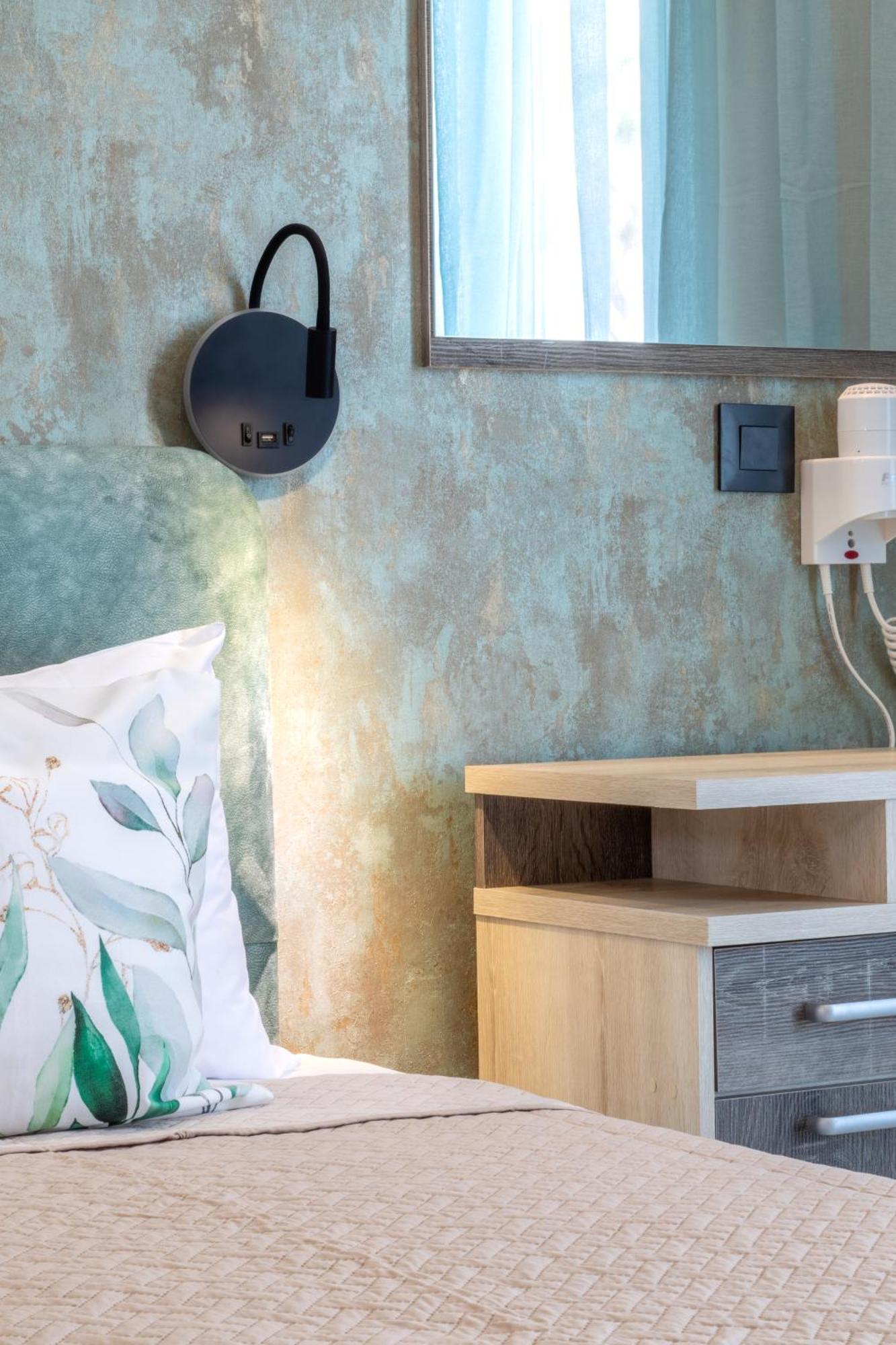Aparthotel Dionysos 2*