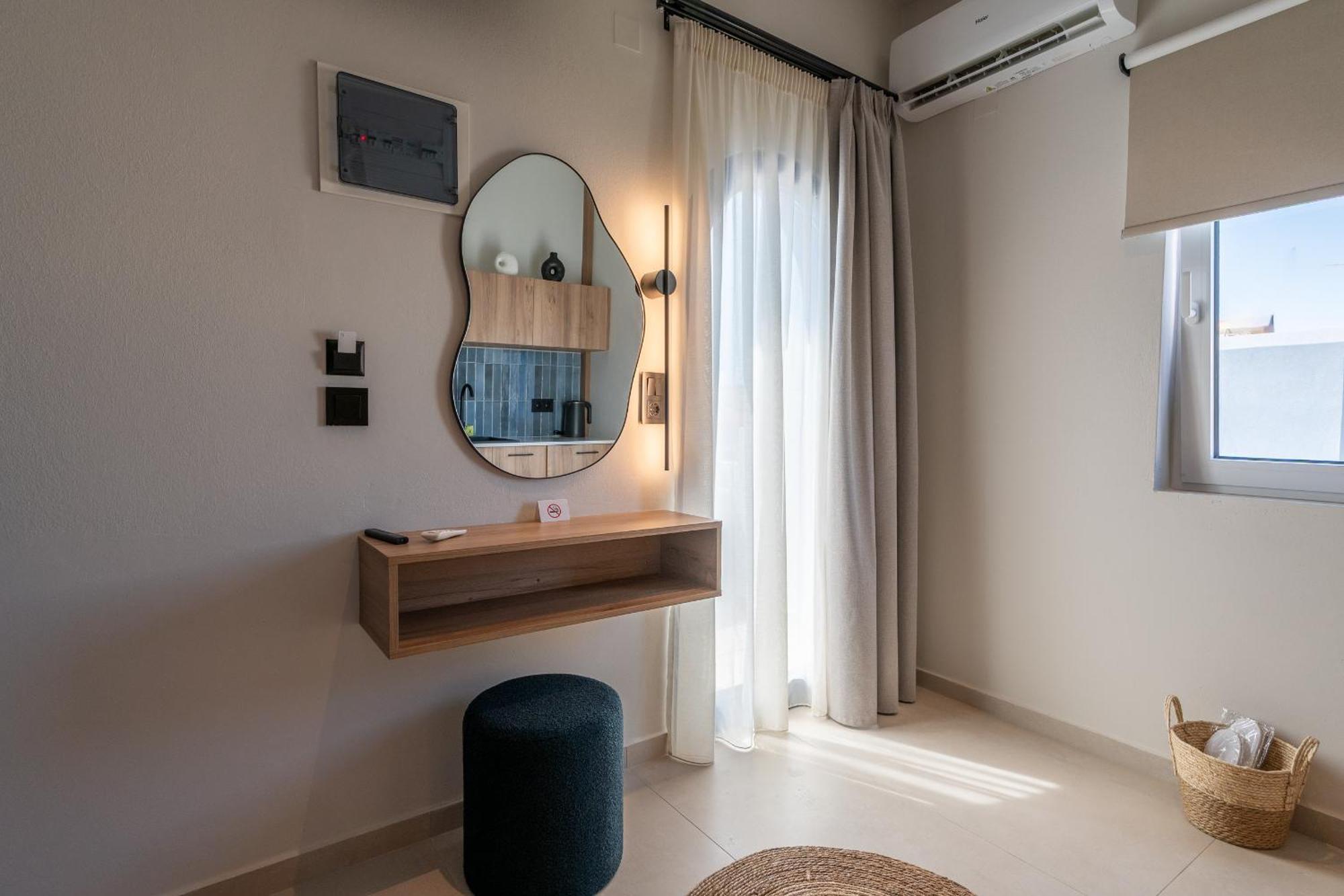 Psaras Apartment