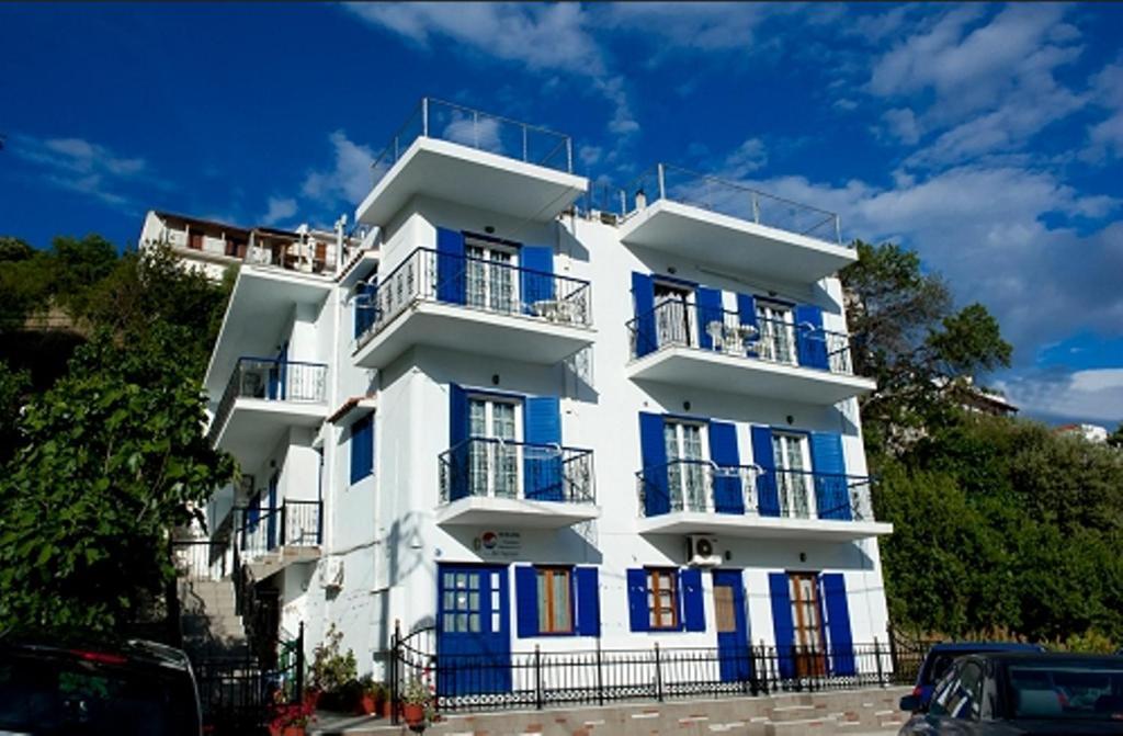 Apartment Syraina *