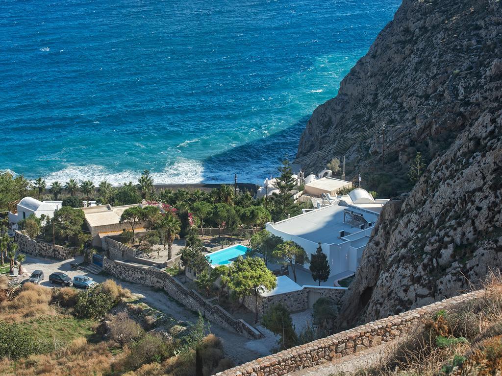 Adrali Kamari (Santorini)