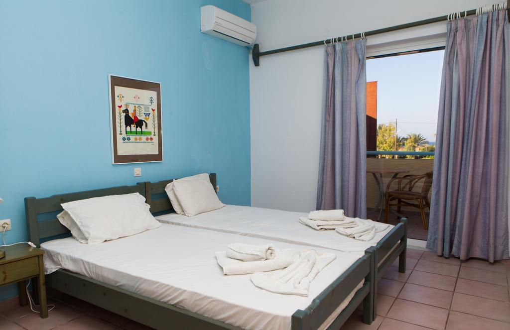 Blue Dream Aparthotel 3*
