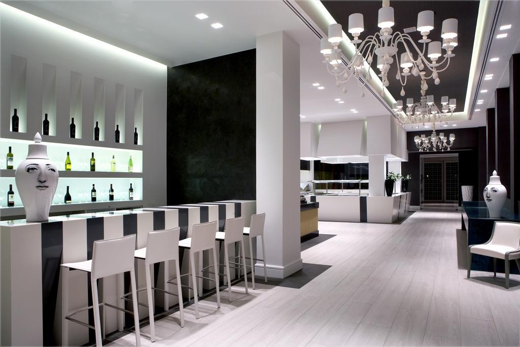 Pelagos & Hotel