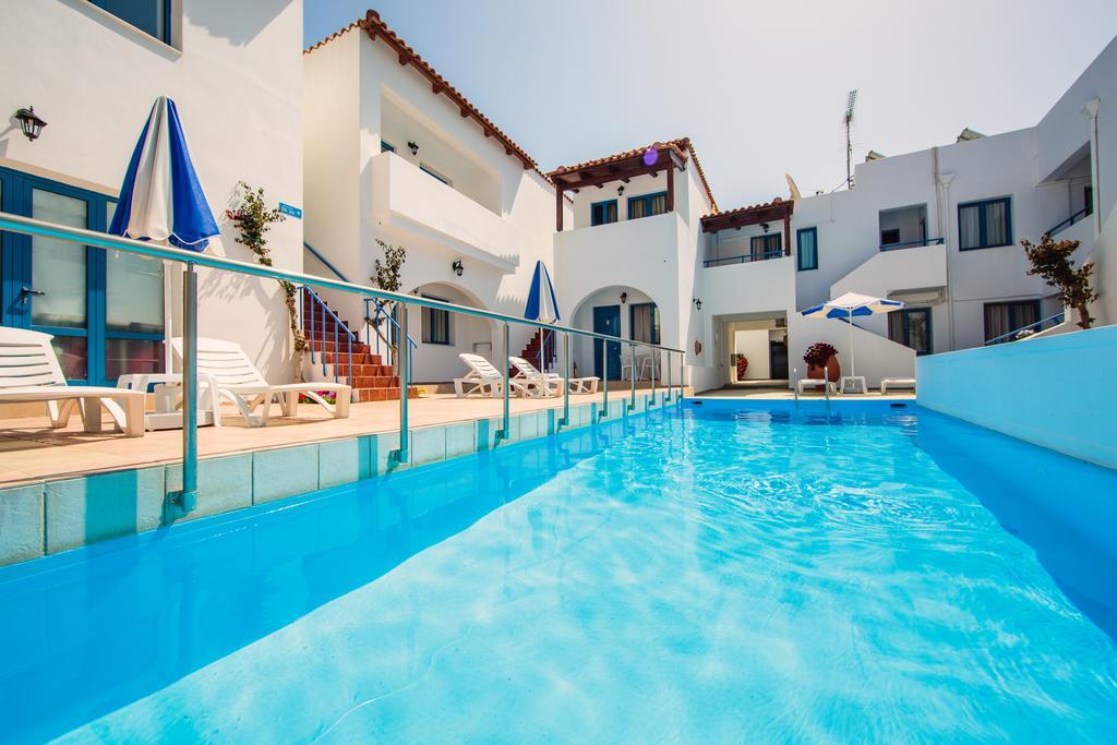 Iliana Aparthotel 2*