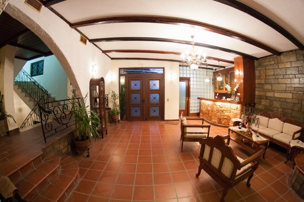 Poseidon Hotel