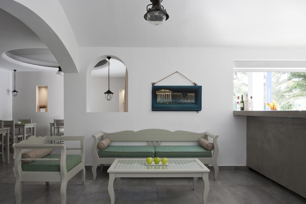 Hippocampus Hotel Kamari (Santorini)