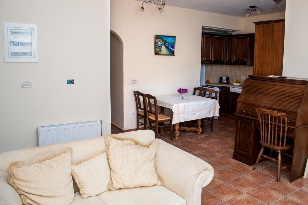 Leventis Complex With Sharing Pool Villa Spartia (Kefalonia)