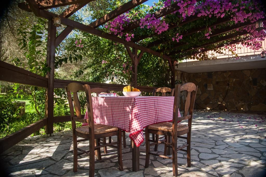 Leventis Complex With Sharing Pool * Spartia (Kefalonia)