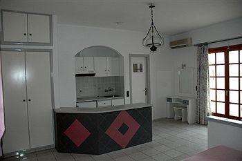 La Luna Apartment Stalida