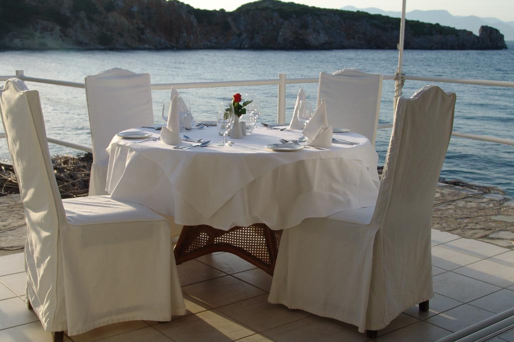 Bay Hotel