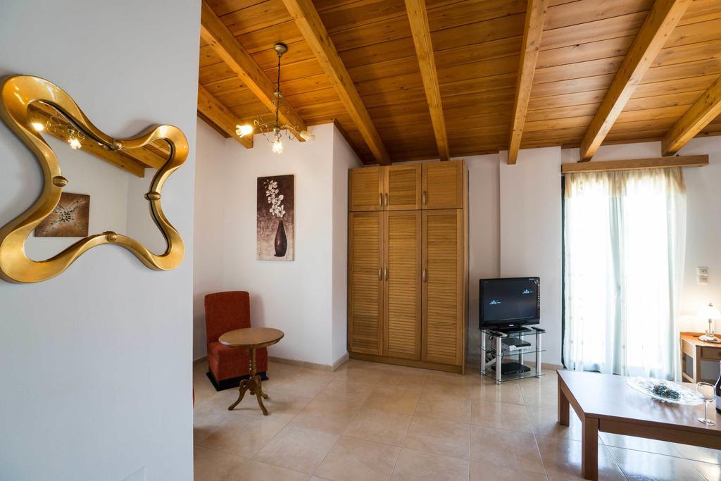 Apartment Thalami Almyrida (Crete)