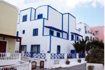 Aparthotel Ikaros Karterados (Santorini)