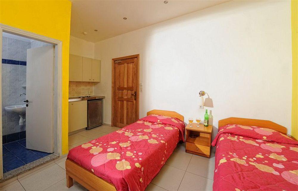 Aparthotel Primavera &