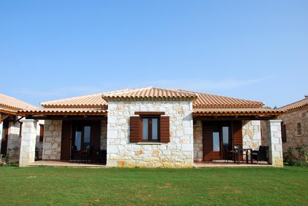 Holiday home Kavos Psarou Amoudi