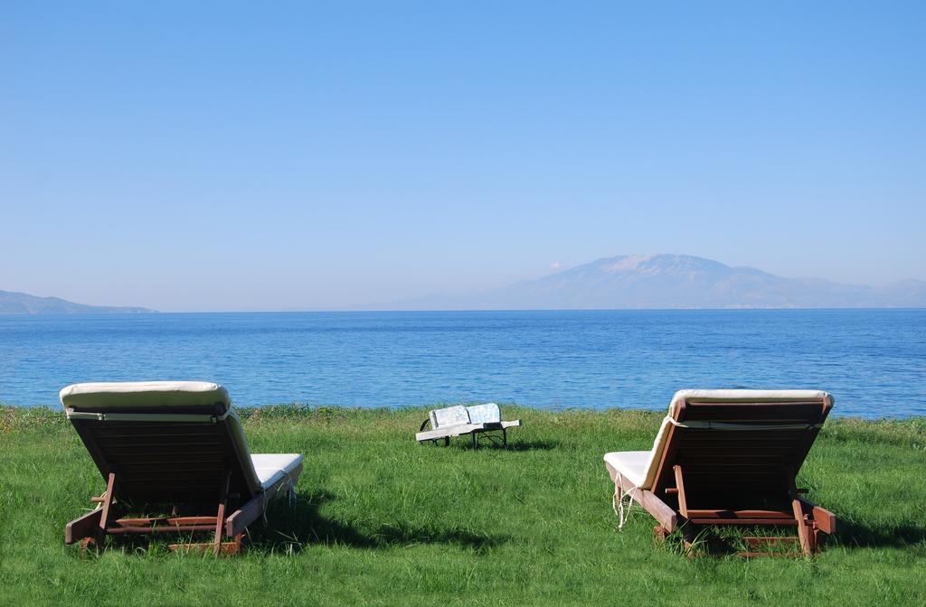 Kavos Psarou *