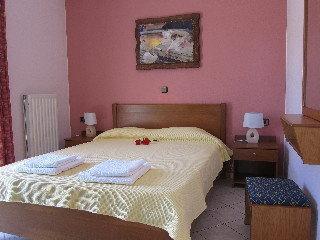 Stelios Hotel 2*