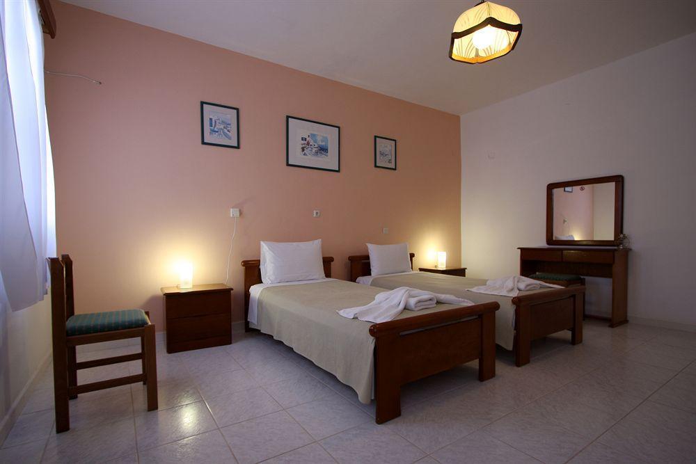 Abyssanto * Oia (Santorini)