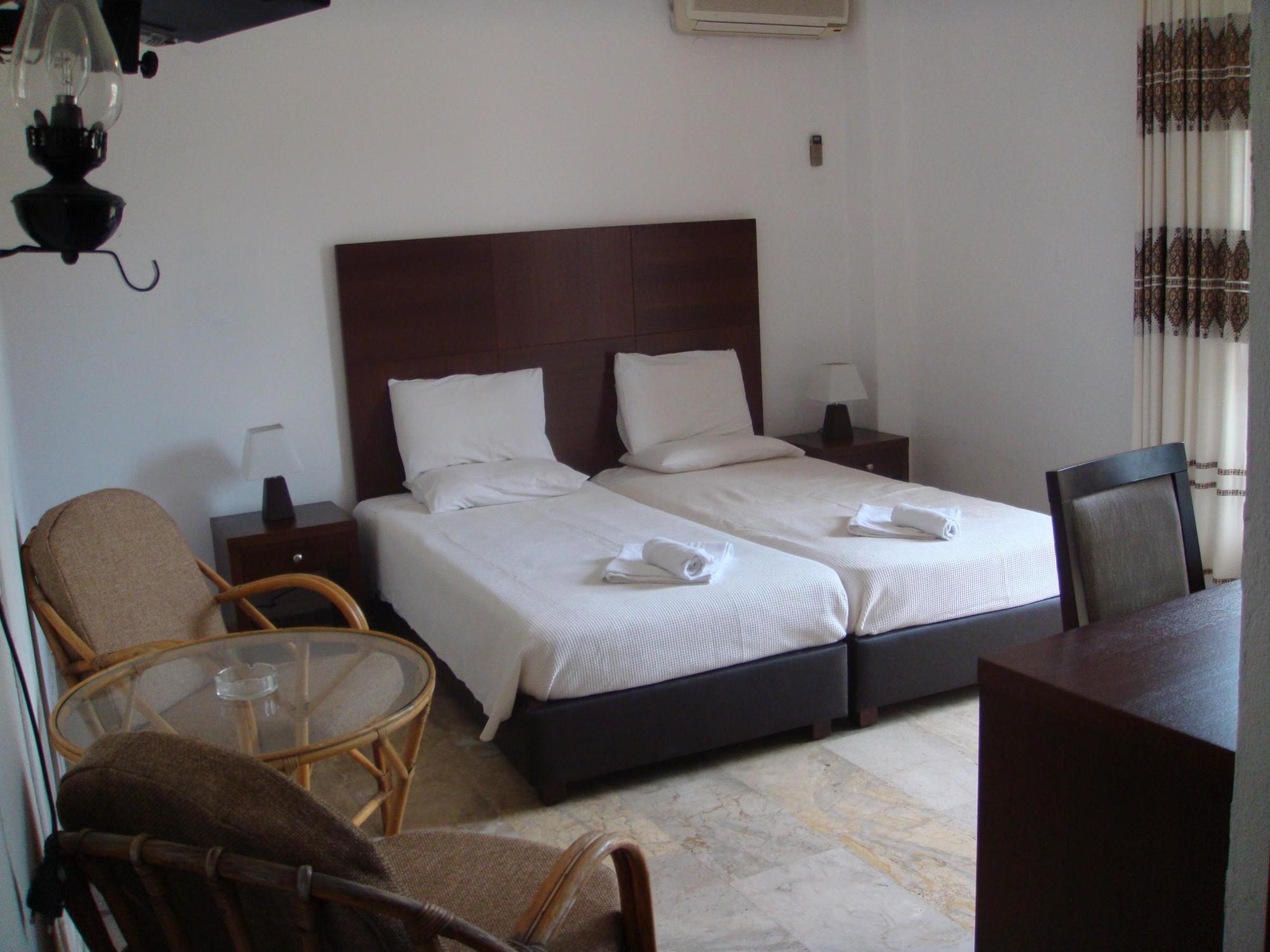 Lili Hotel 3*