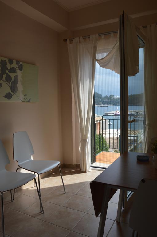 Apartment Akis *