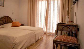 Plaza Hotel Athens