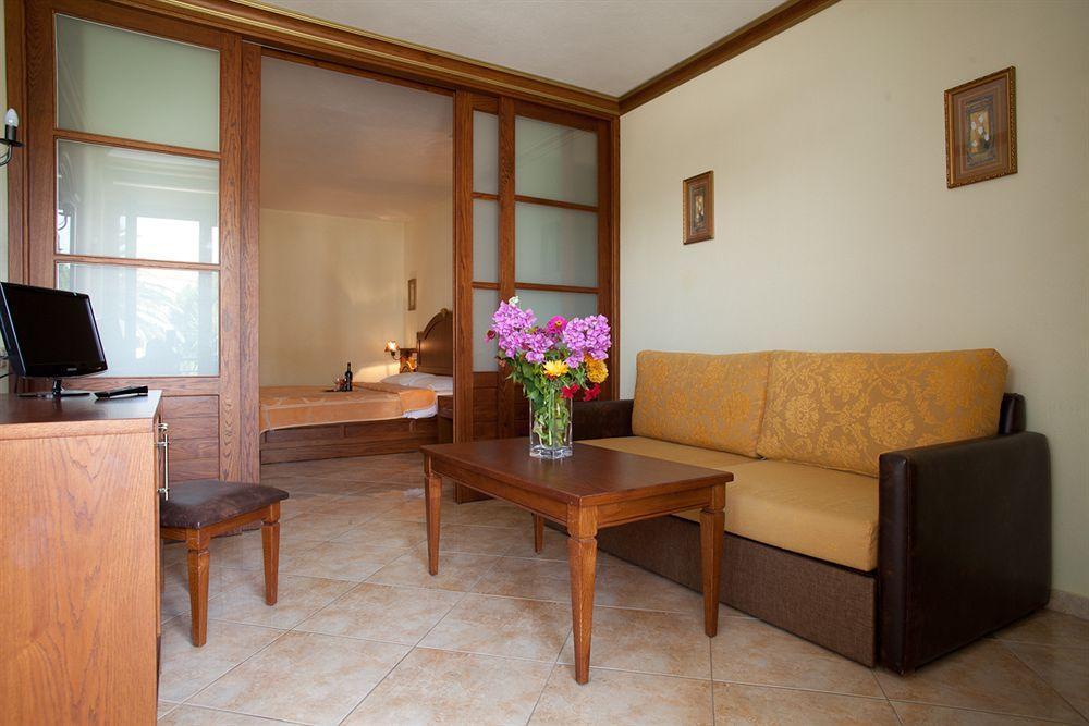 Blue Sea Hotel Toroni
