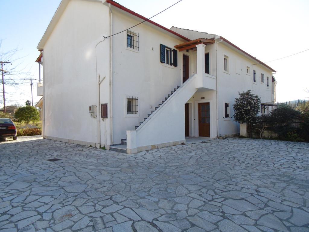 Elli - Nikos
