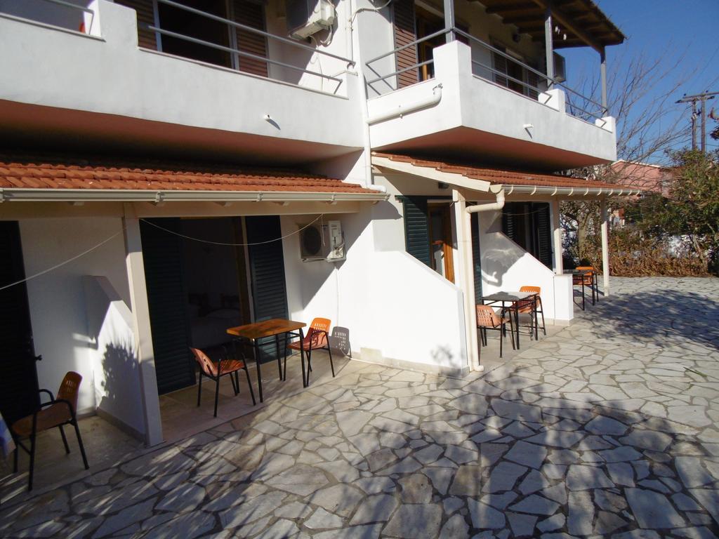 Elli - Nikos *