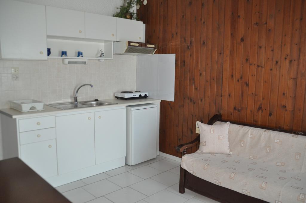 Parianna Apartment