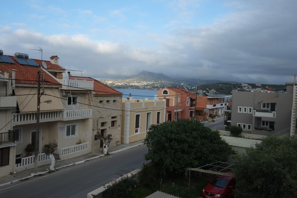 Parianna Apartment *