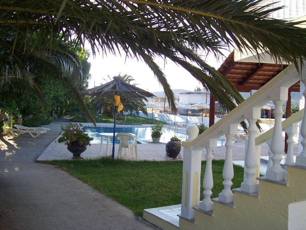 Helgas Paradise Hotel