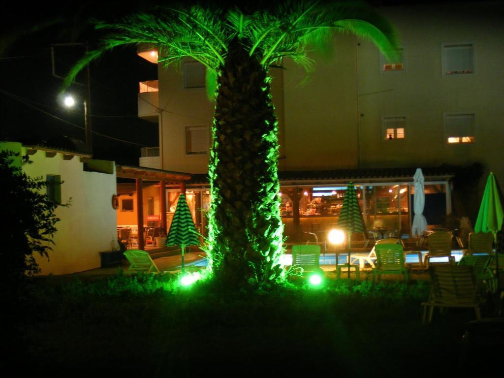 Hotel Australia 2*