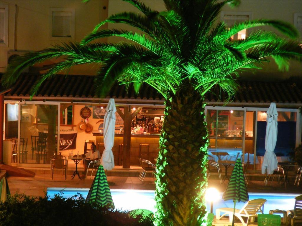 Australia Hotel Gazi