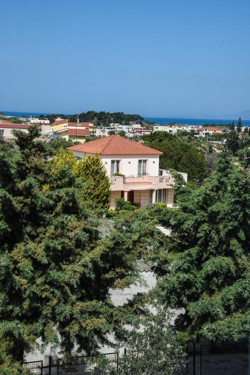 Rea * Kremasti (Rhodes)