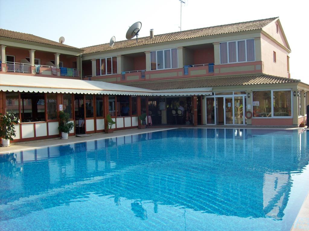 Hotel Thomas Bay Agios Stefanos Avliotes (Corfu)