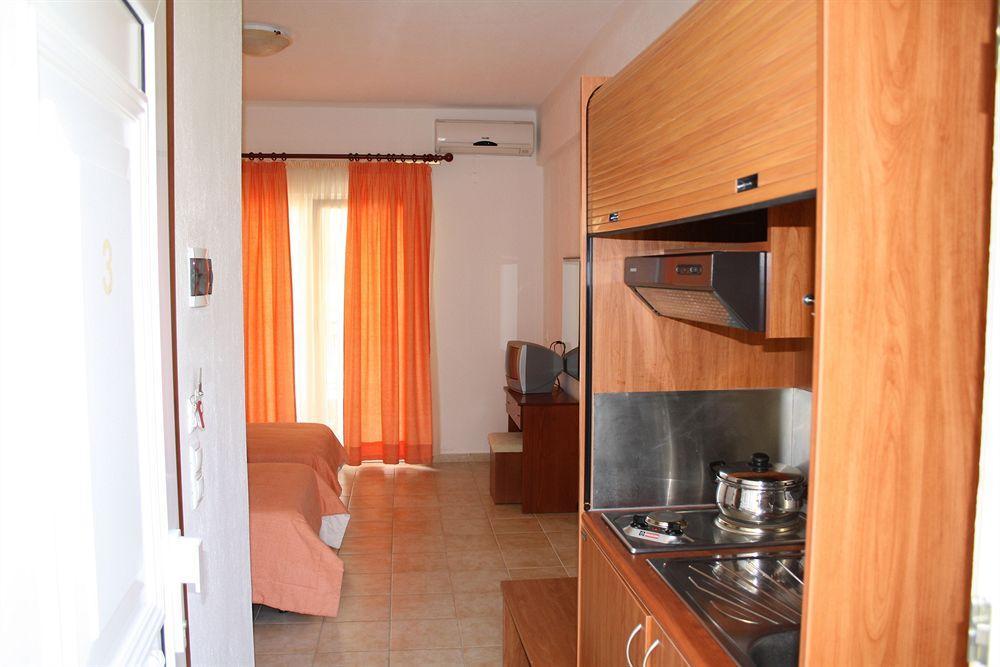Loxandra Aparthotel 3*