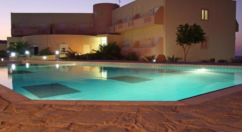 Hotel Sea Breeze 2*