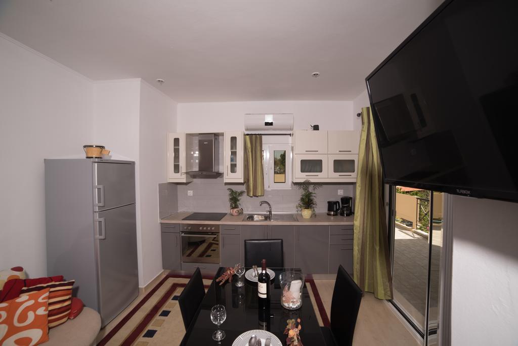Bodikos & Apartment Pitsidia