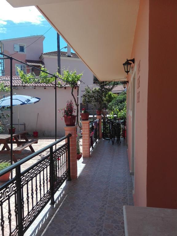 Kokkinos Apartment