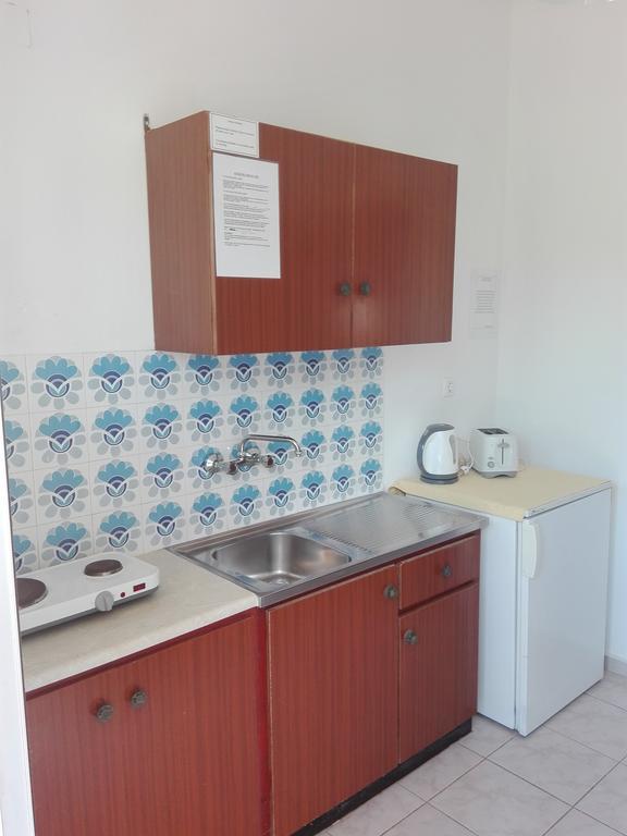 Apartment Kokkinos *