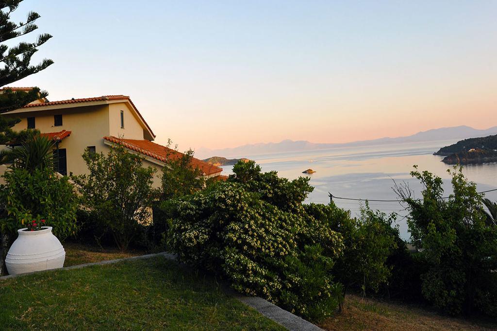 Blue Bay * Katsaros (Skiathos)