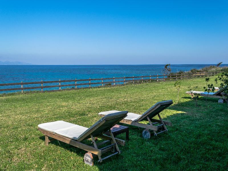 Kavos Psarou Holiday home