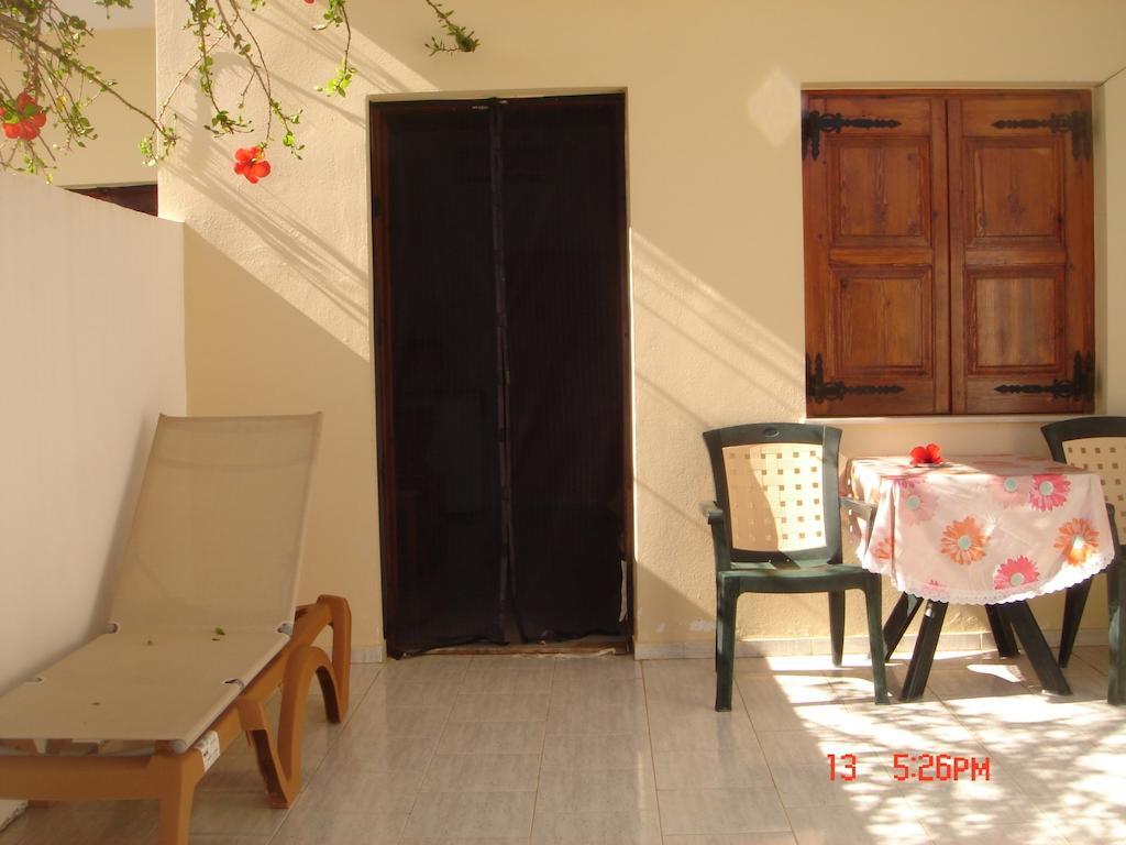Zorbas Apartment Frangocastelo