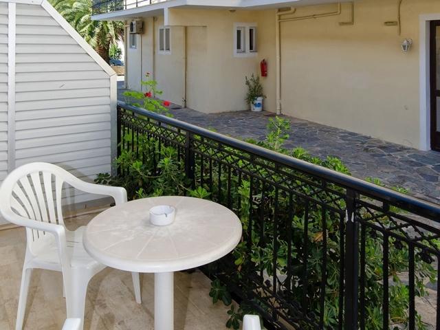 Karras Annex Laganas
