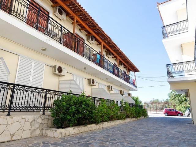 Hotel Karras Annex